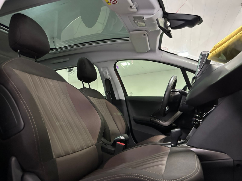 peugeot 2008 1.6 16v flex griffe 4p automatico 2018