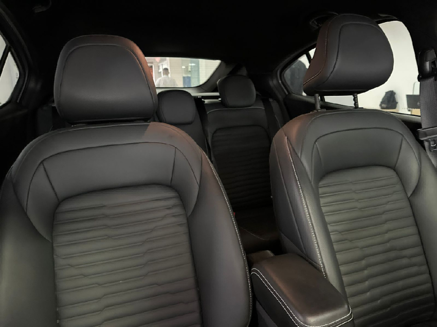fiat fastback 1.3 turbo 270 flex limited edition at6 1.8 4p automatico 2025