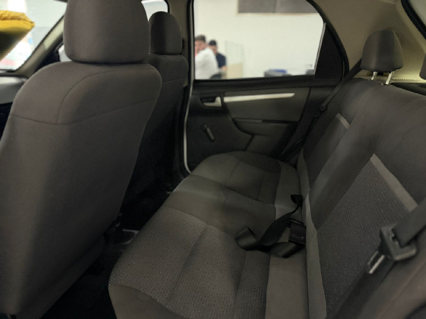 chevrolet celta 1.0 mpfi lt 8v flex 4p manual 2015