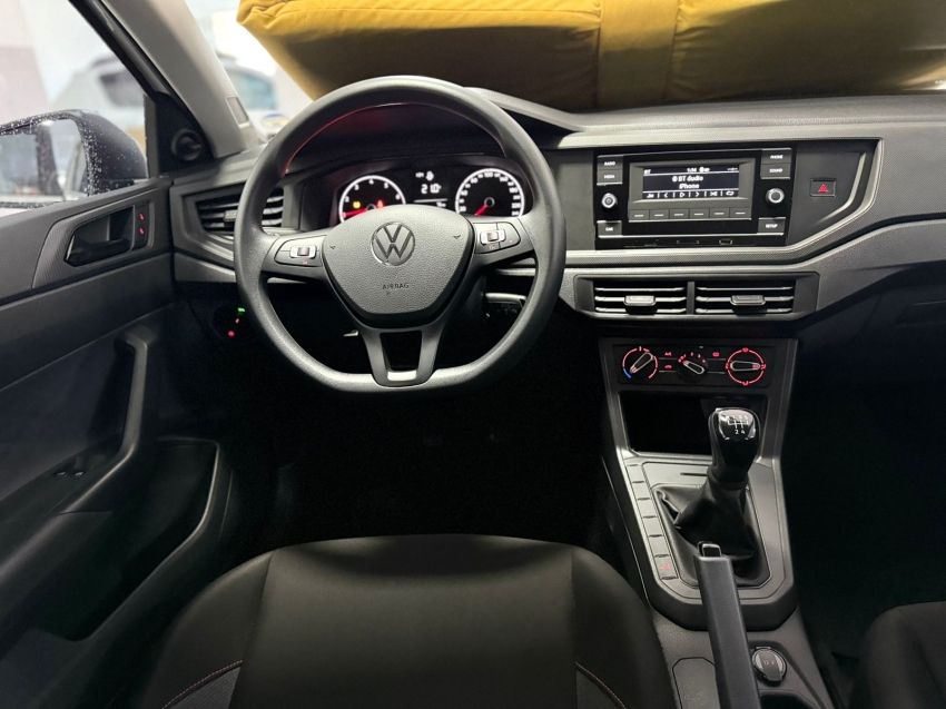 volkswagen polo 1.0 mpi track manual 8.4 flex 4p 2025