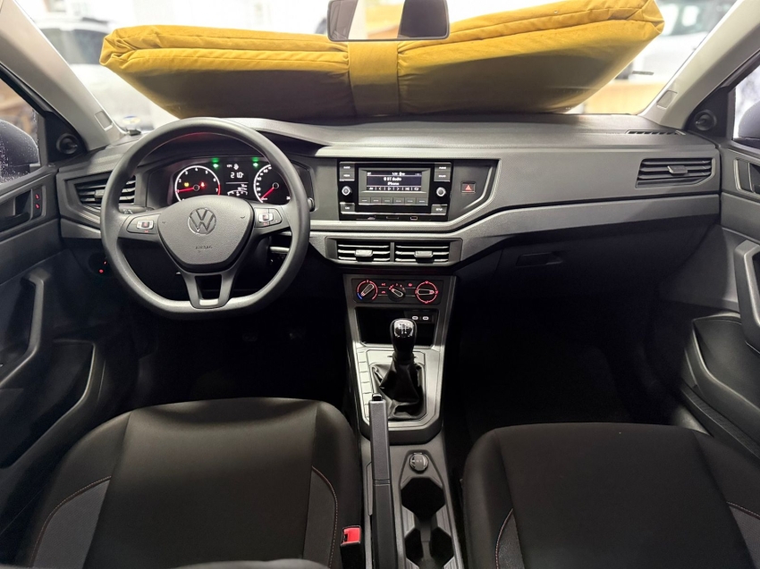 volkswagen polo 1.0 mpi track manual 8.4 flex 4p 2025