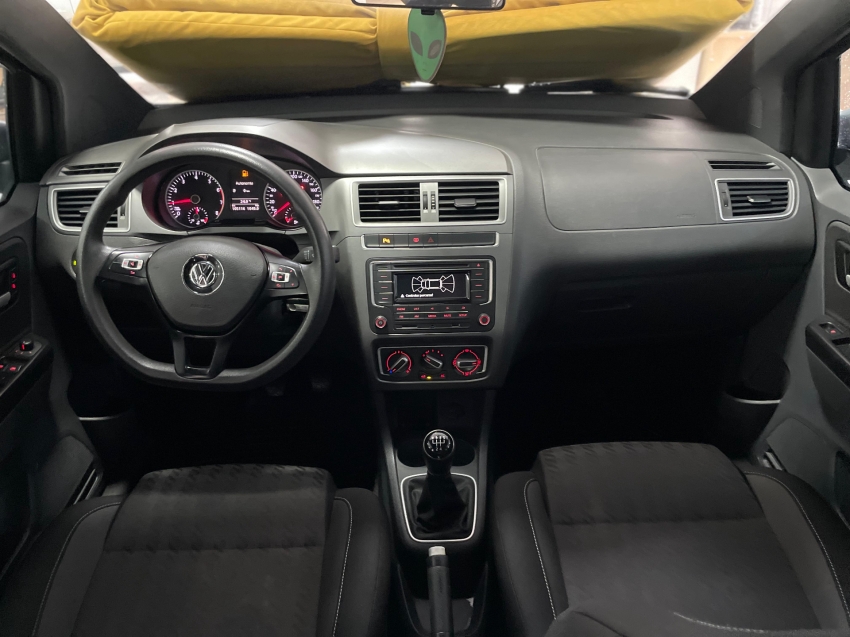 volkswagen fox 1.0 mpi track 12v flex 4p manual 2018