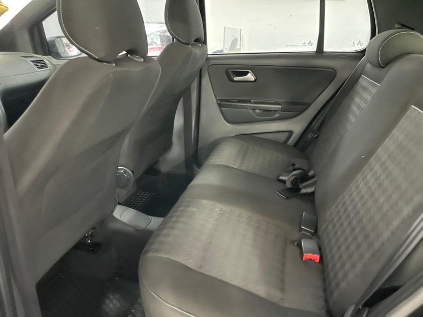 volkswagen fox 1.0 mpi track 12v flex 4p manual 2018
