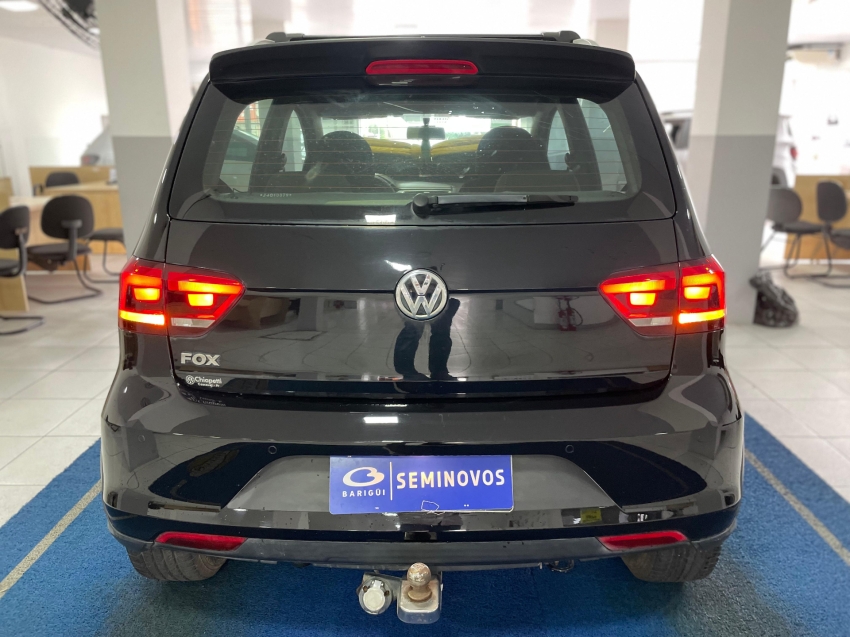 volkswagen fox 1.0 mpi track 12v flex 4p manual 2018