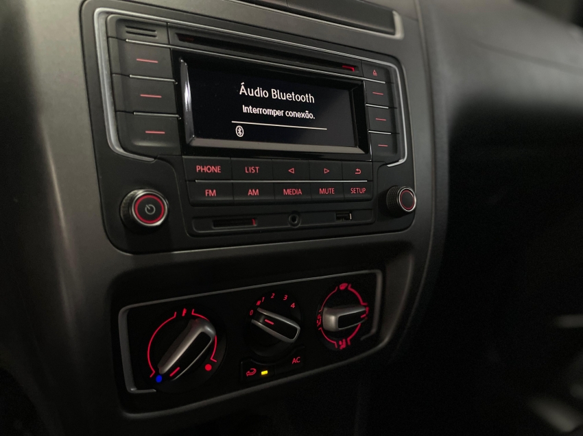 volkswagen fox 1.0 mpi track 12v flex 4p manual 2018