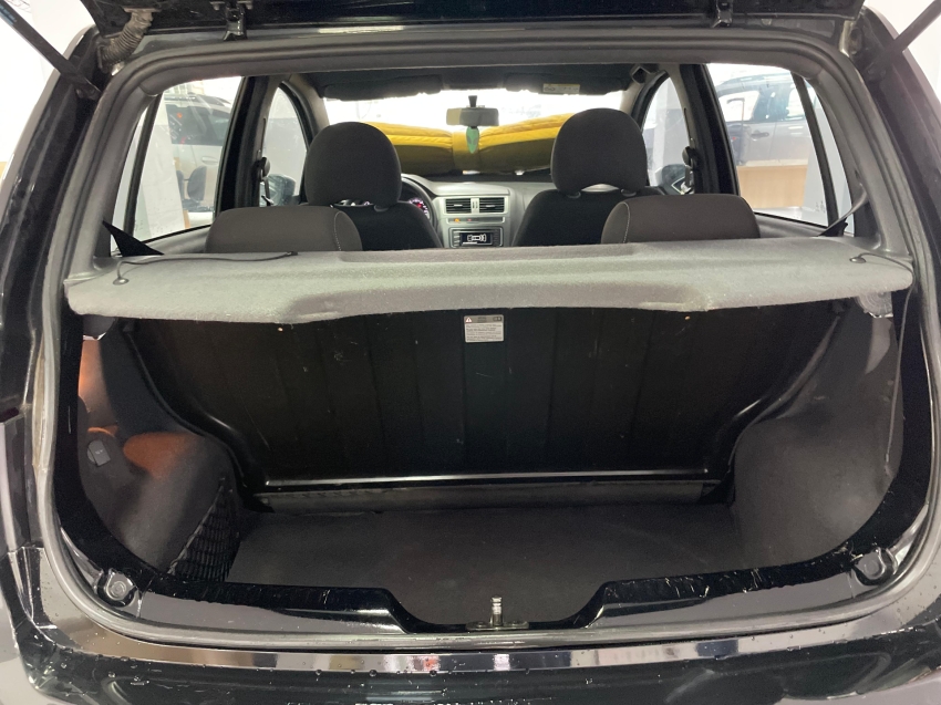 volkswagen fox 1.0 mpi track 12v flex 4p manual 2018