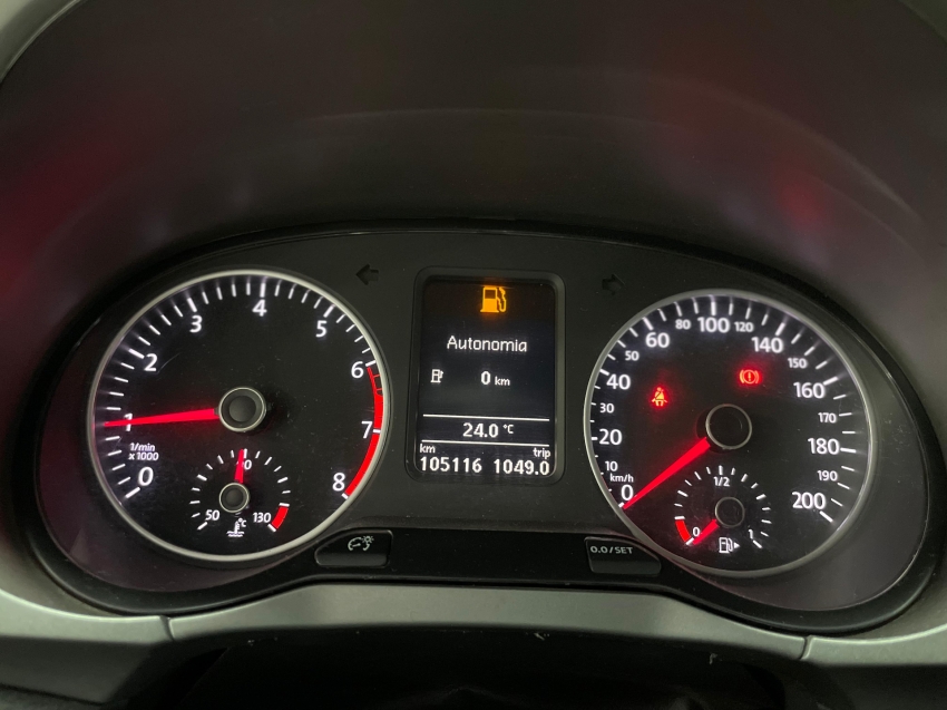 volkswagen fox 1.0 mpi track 12v flex 4p manual 2018