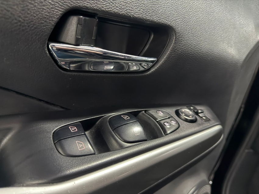 nissan kicks 1.6 16v flexstart sv 4p xtronic flex automatico 2018
