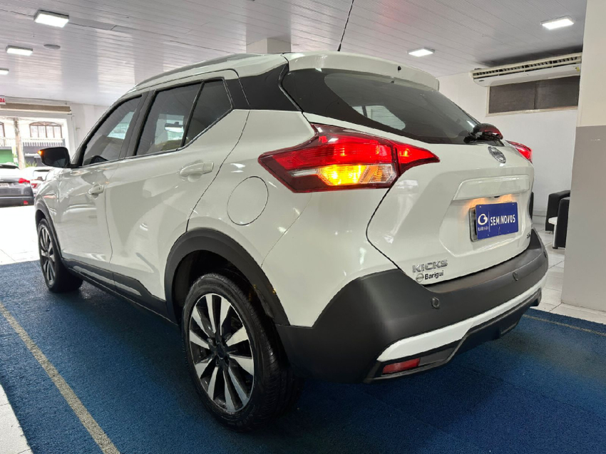 nissan kicks 1.6 16v flexstart sv 4p xtronic flex automatico 2020