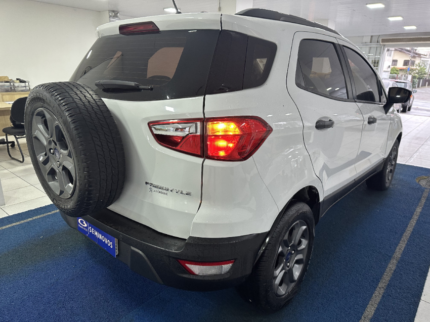 ford ecosport 1.5 ti-vct flex freestyle automatico 4p 2018