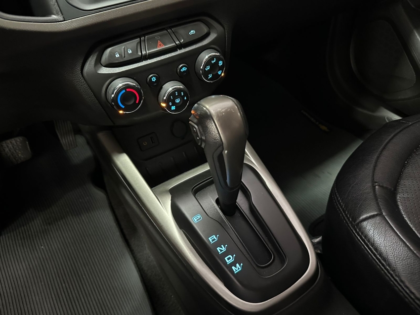 chevrolet prisma 1.4 mpfi ltz 8v flex 4p automatico 2015