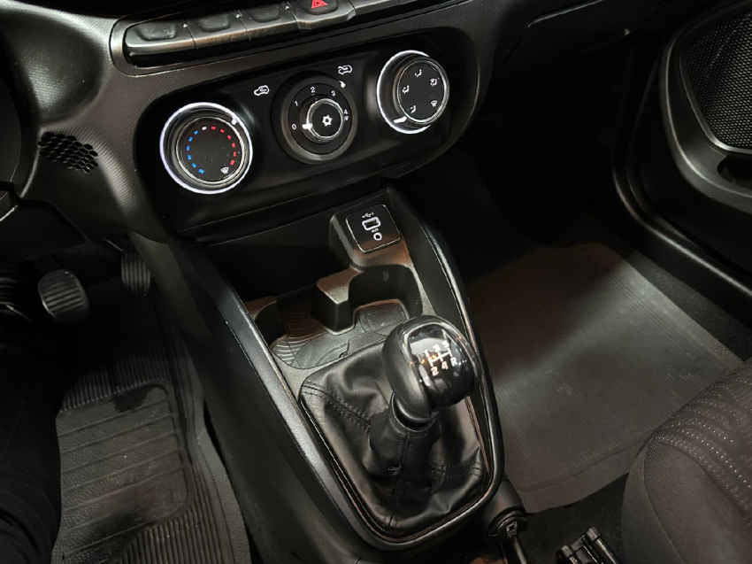 fiat cronos 1.0 firefly flex drive manual 4p 2024