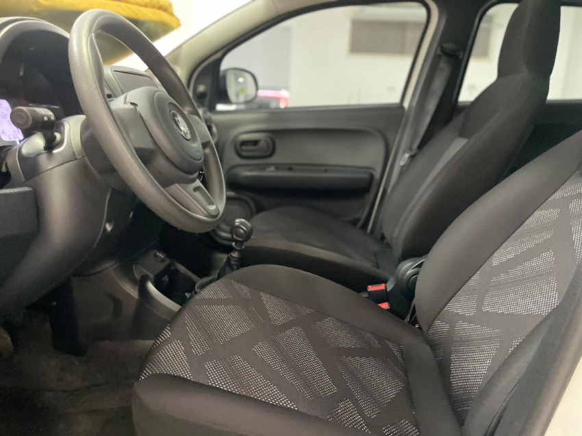 fiat mobi 1.0 evo flex like. manual 4p 2025