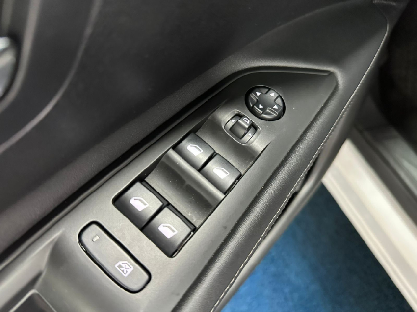 peugeot 3008 1.6 allure thp 16v gasolina 4p automatico 2020