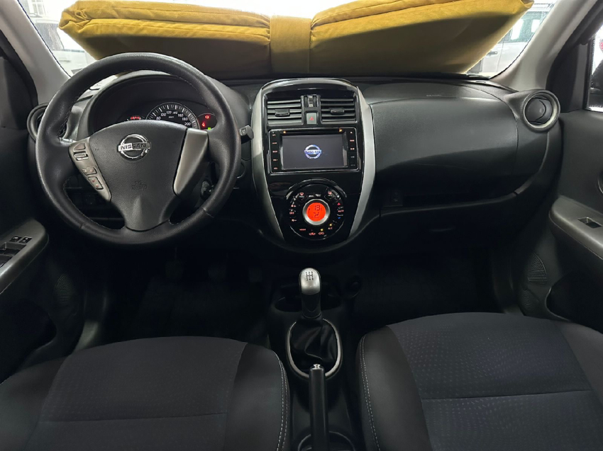 nissan march 1.6 sl 16v flex 4p manual 5p 2017