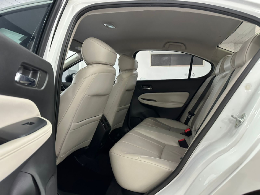 honda city 1.5 i-vtec flex hatch touring cvt 4p automatico 2023