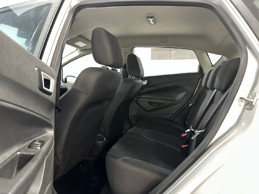 ford fiesta 1.6 sel hatch 16v flex 4p powershift semiautomatico 2017