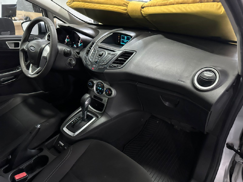 ford fiesta 1.6 sel hatch 16v flex 4p powershift semiautomatico 2017