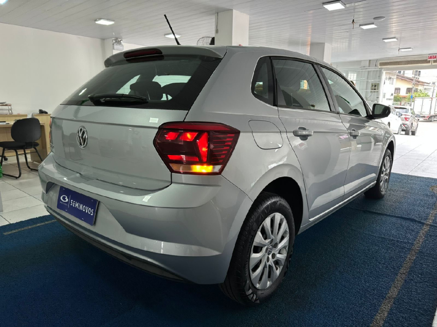 volkswagen polo 1.0 mpi total flex manual 4p 201815