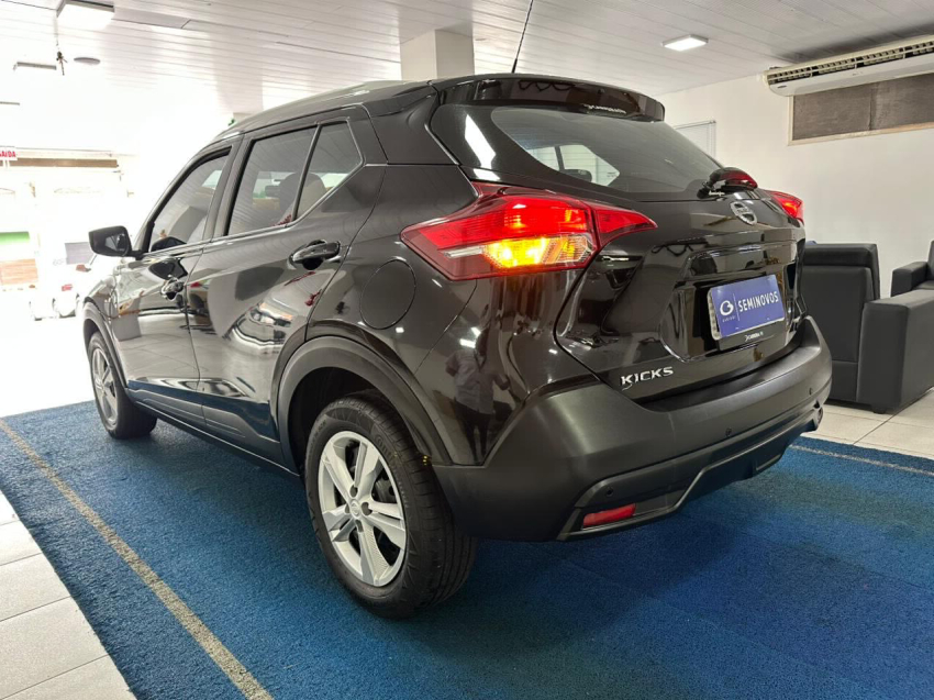 nissan kicks 1.6 16v flexstart s 4p xtronic flex 5p automatico 20196