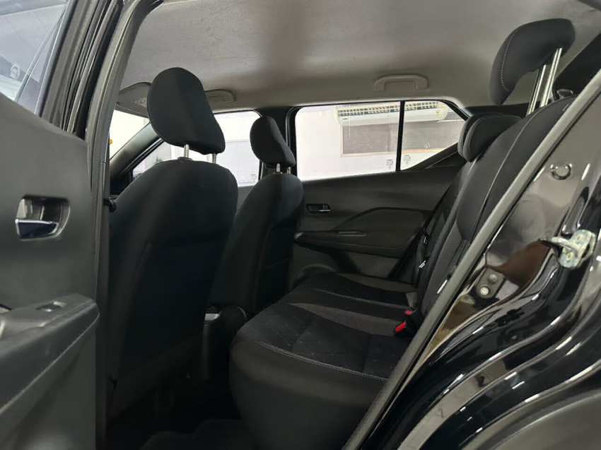 nissan kicks 1.6 16v flexstart s 4p xtronic flex 5p automatico 201915