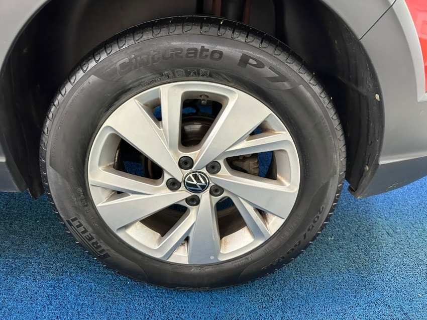 volkswagen nivus 1.0 200 tsi total flex comfortline automatico 5p 202113