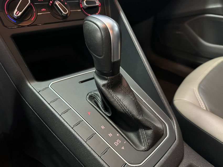 volkswagen nivus 1.0 200 tsi total flex comfortline automatico 5p 20217