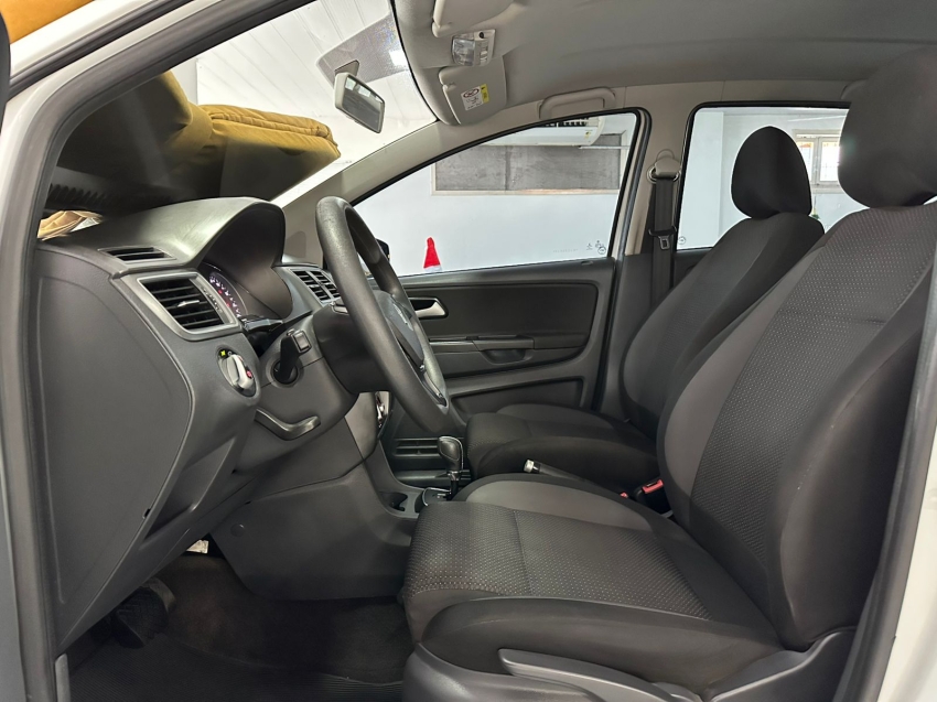 volkswagen fox 1.6 msi total flex connect 4p i-motion 5p semiautomatico 201918