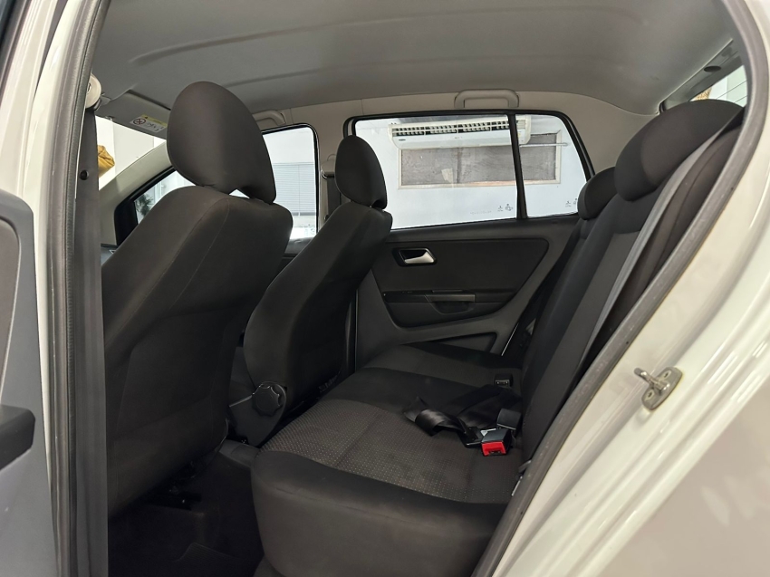 volkswagen fox 1.6 msi total flex connect 4p i-motion 5p semiautomatico 201917