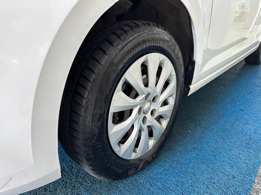 volkswagen polo 1.0 200 tsi sense automatico flex 5p 202021