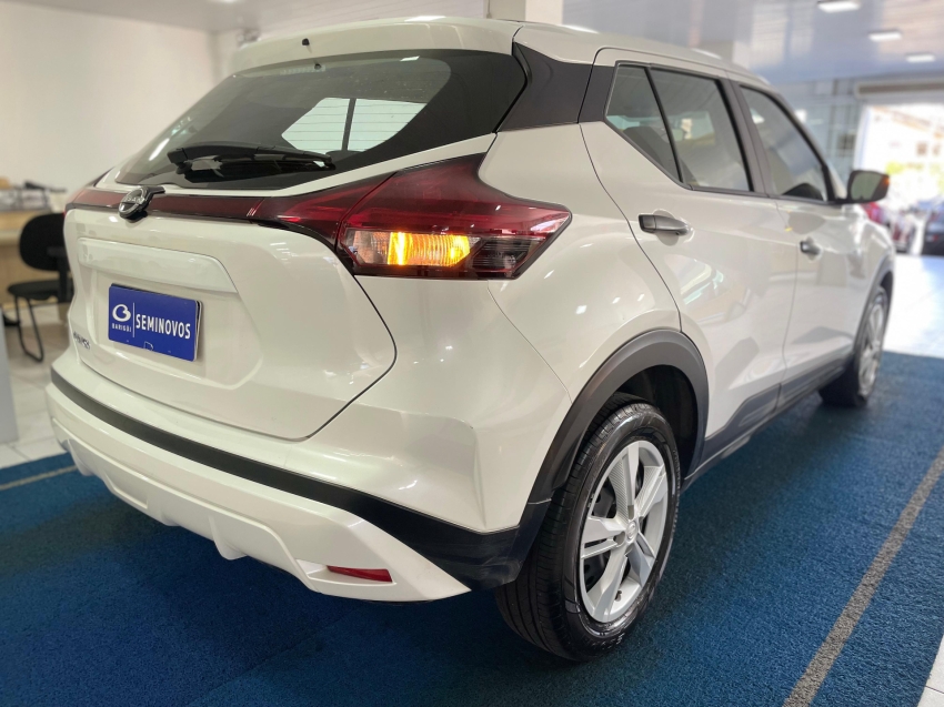 nissan kicks 1.6 16v flexstart active xtronic flex 5p automatico 20244