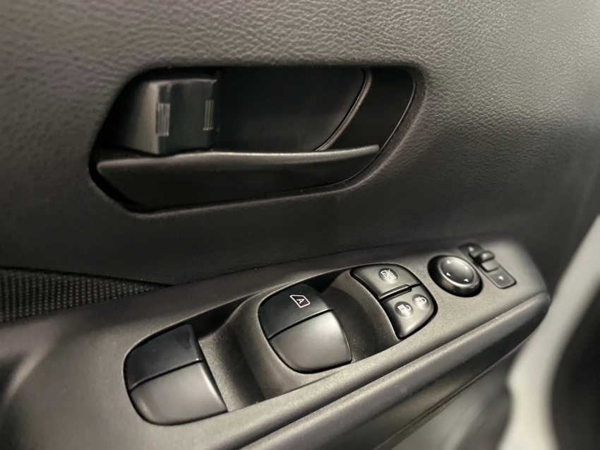 nissan kicks 1.6 16v flexstart active xtronic flex 5p automatico 20249