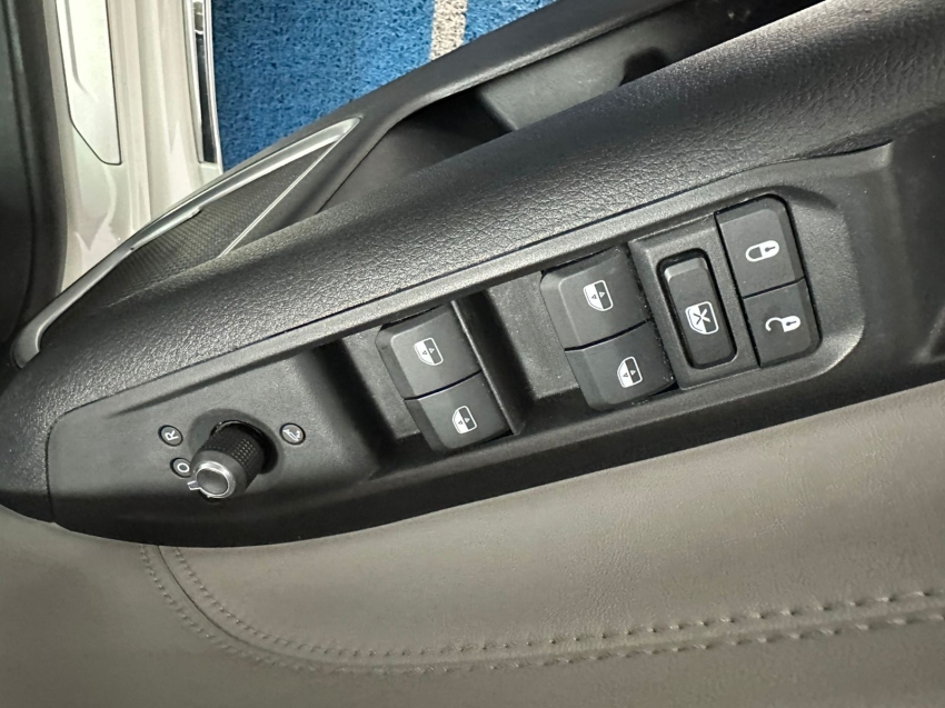 jeep commander 1.3 t270 turbo flex overland at6 5p automatico 202319