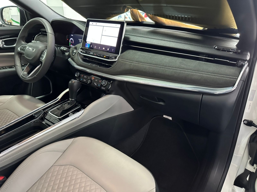 jeep commander 1.3 t270 turbo flex overland at6 5p automatico 202312