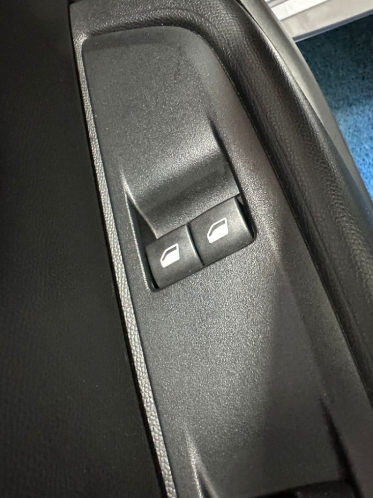 peugeot 208 1.0 firefly flex like manual 5p 202318