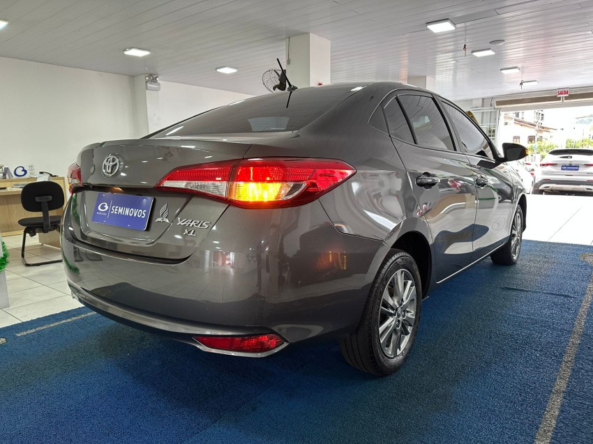 toyota yaris 1.5 16v flex sedan xl plus connect multidrive 4p automatico 20221