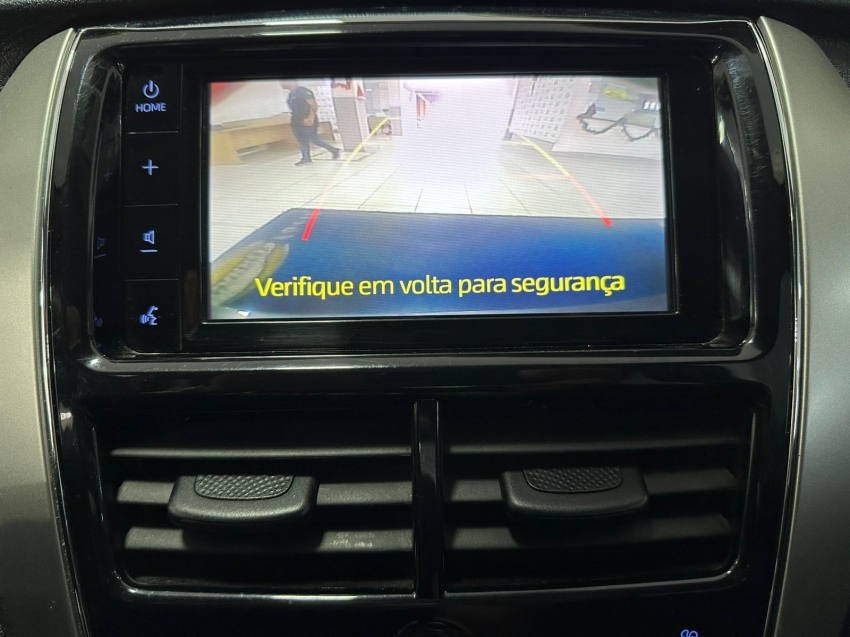 toyota yaris 1.5 16v flex sedan xl plus connect multidrive 4p automatico 202216