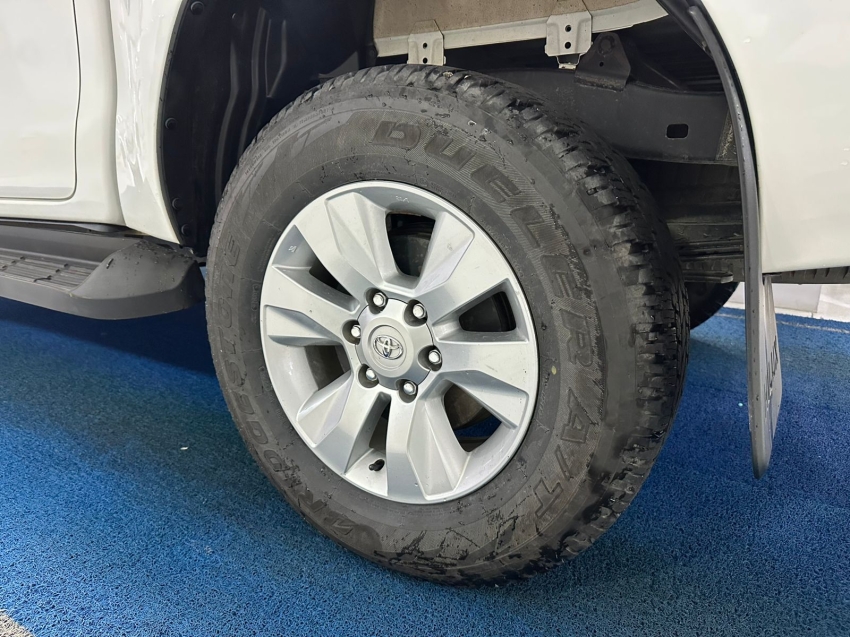 toyota hilux 2.7 sr 4x2 cd 16v flex 4p automatico 1.5 20174