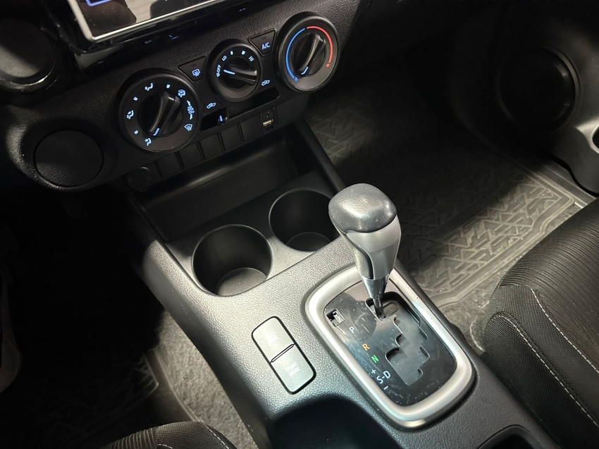 toyota hilux 2.7 sr 4x2 cd 16v flex 4p automatico 1.5 201714