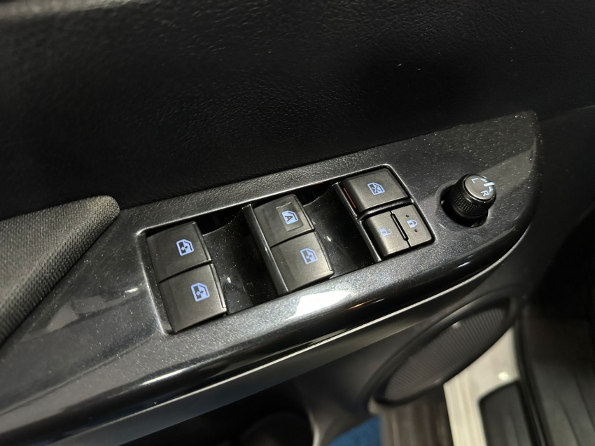 toyota hilux 2.7 sr 4x2 cd 16v flex 4p automatico 1.5 20179