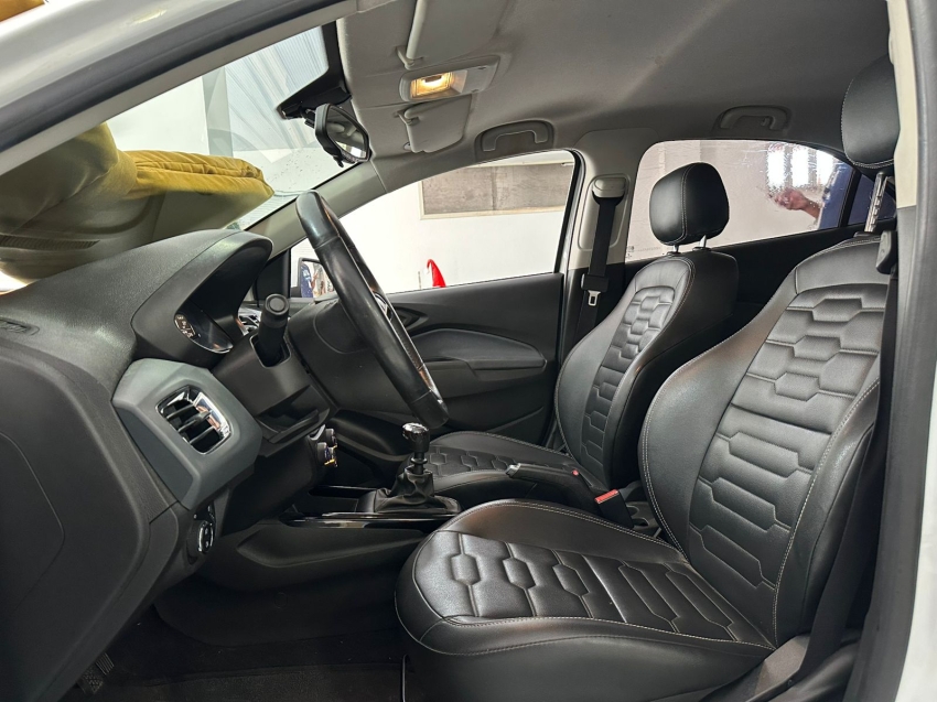 chevrolet onix 1.4 ltz9