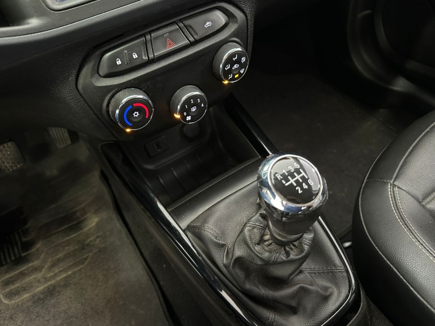 chevrolet onix 1.4 ltz13