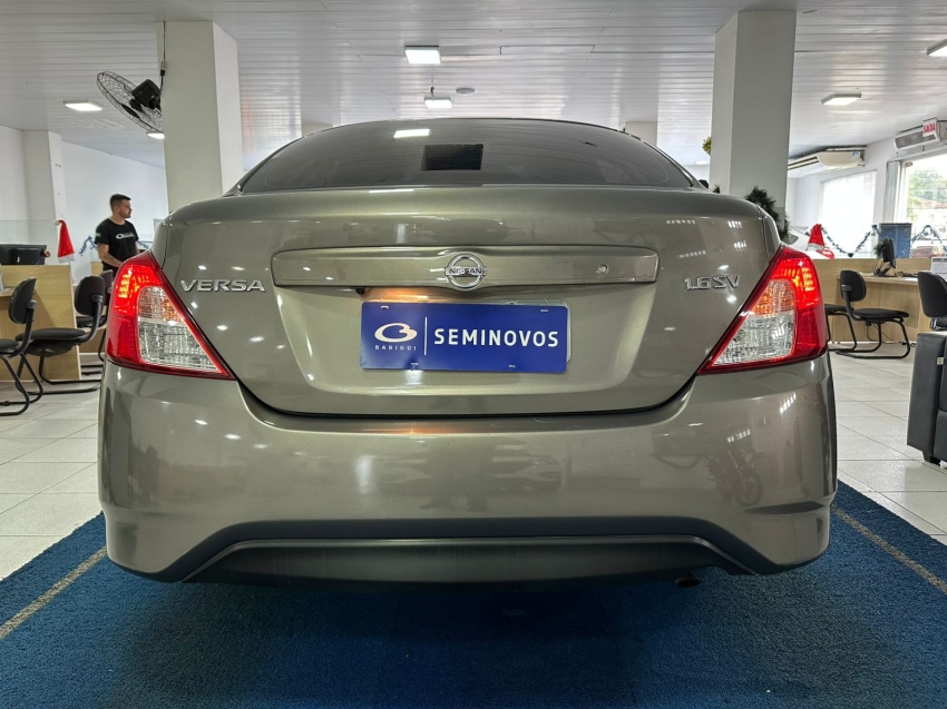 nissan versa sv 1.6 cvt6