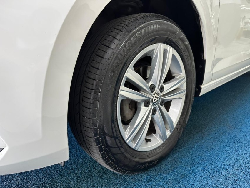 volkswagen polo 1.0 mpi total flex manual 8.4 4p 20184