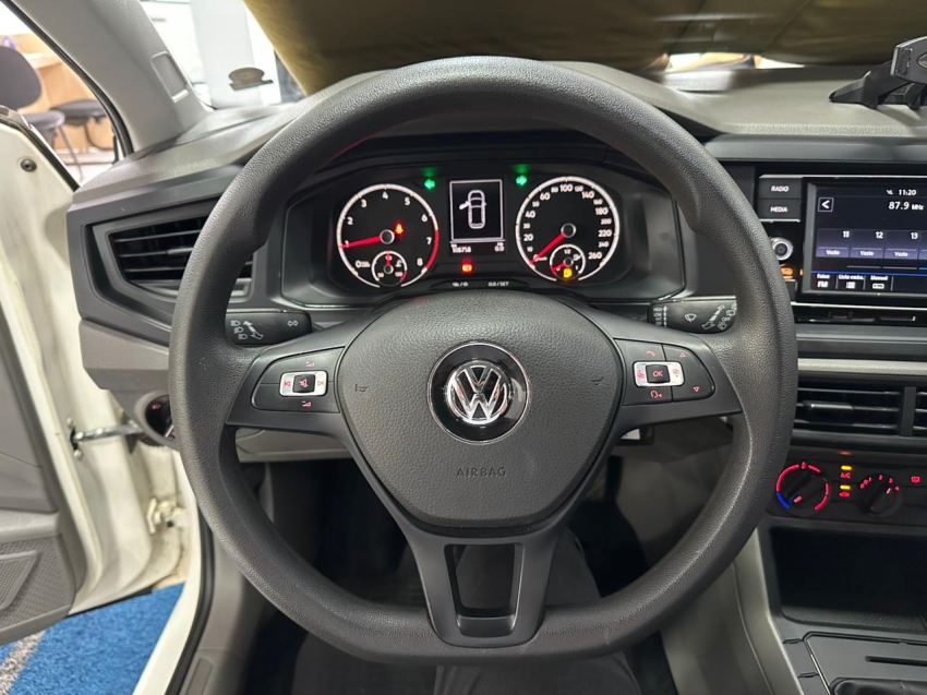 volkswagen polo 1.0 mpi total flex manual 8.4 4p 201812