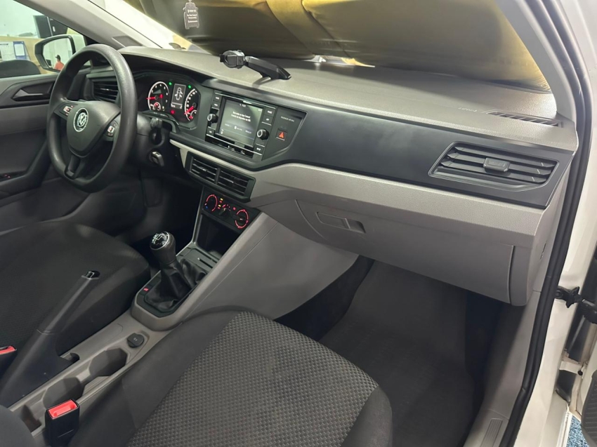 volkswagen polo 1.0 mpi total flex manual 8.4 4p 201818