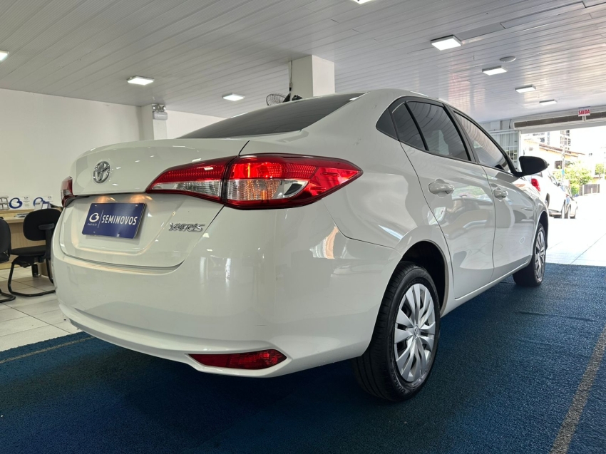 toyota yaris 1.5 16v flex sedan xl multidrive 1.6 4p automatico 20257