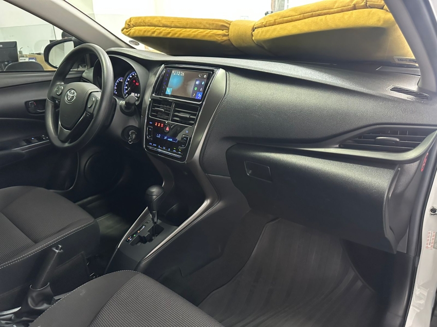 toyota yaris 1.5 16v flex sedan xl multidrive 1.6 4p automatico 202518
