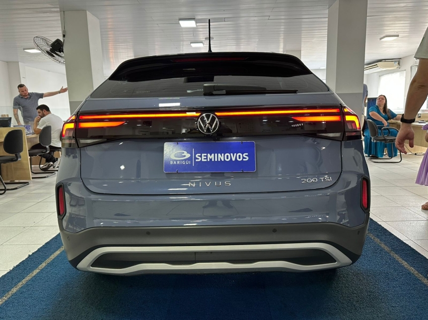 volkswagen nivus 1.0 200 tsi total flex highline automatico 5p 20255