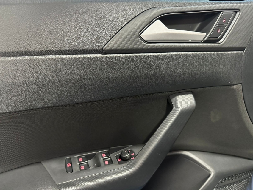 volkswagen nivus 1.0 200 tsi total flex highline automatico 5p 202517